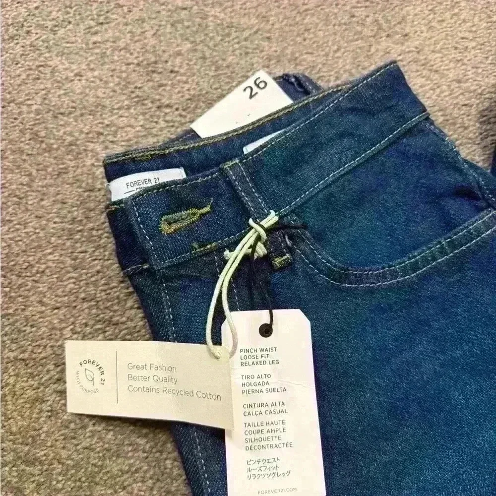 NWT Forever 21 Pinch Waist Loose Fit Relaxed Leg Dark Wash size 26 - Picture 6 of 6